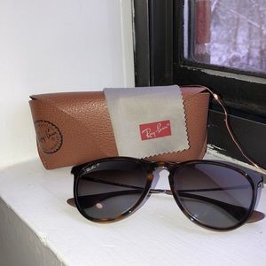 💛POLARIZED💛 “Erika” Ray Bans